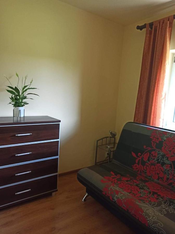 Przylesie Apartamento Uniejow Exterior foto